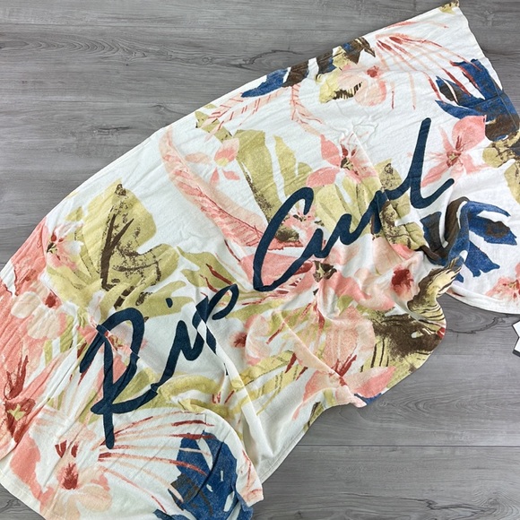 Rip Curl Other - ☀️RIP CURL☀️BEAUTIFUL BEACH BOAT BLANKET TOWEL COVER UP